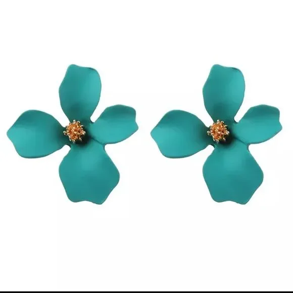(L3) Irregular Flower Earrings - Picture 2 of 6